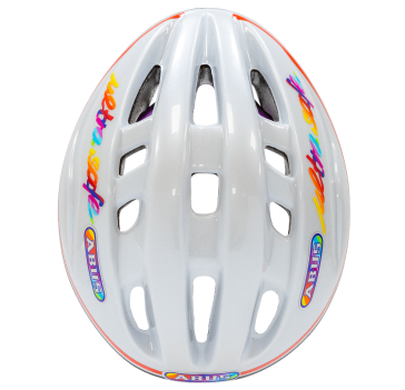 Een witte ABUS Ultra Safe-helm met het kleurrijke opschrift "ultra safe ABUS" © ABUS