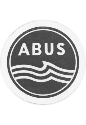 Logotipo antiguo, redondo y en blanco y negro de ABUS con las letras "ABUS" sobre una ola formada por tres líneas con la punta apuntando a la izquierda © ABUS