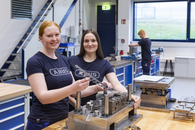 Ausbildung zum Werkzeugmechaniker (m/w) ab 01.08.2027, 1. Bild