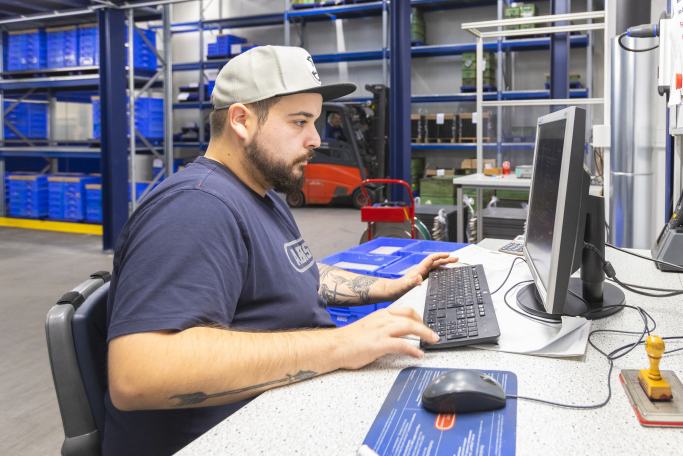 Ausbildung zur Fachkraft (m/w) für Lagerlogistik ab 01.08.2027, 1. Bild
