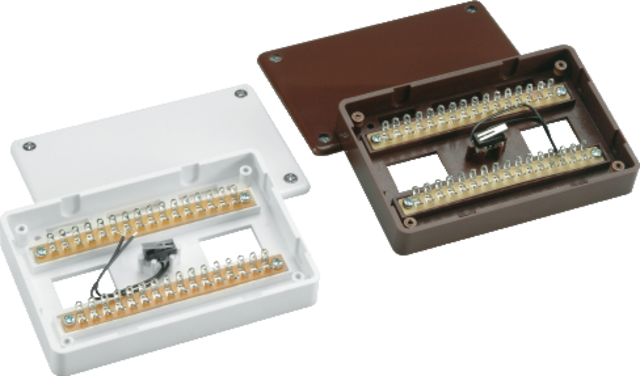 Terminal Distributor Surface Mount, 32-pins (white)