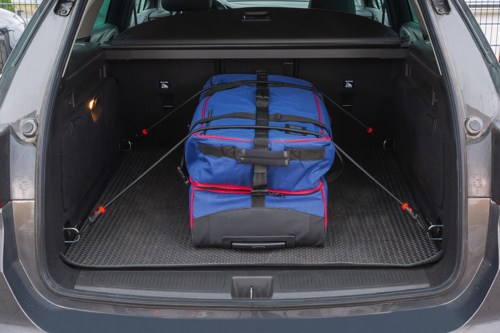 Application example – bungee rope in the car