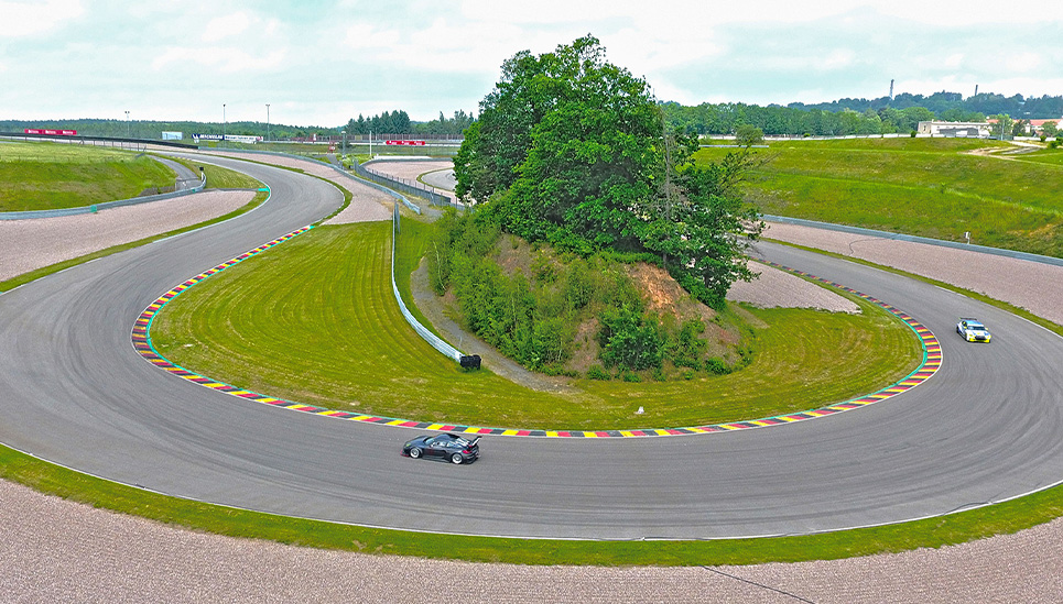 Referenz Rennstrecke Sachsenring © ABUS
