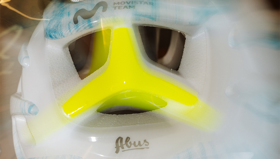 New helmet Road Mystery drawings © ABUS