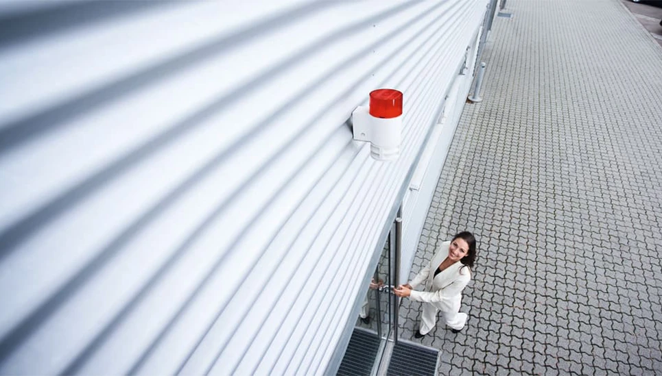 Schließsysteme mit Alarmanlage kombinieren © ABUS