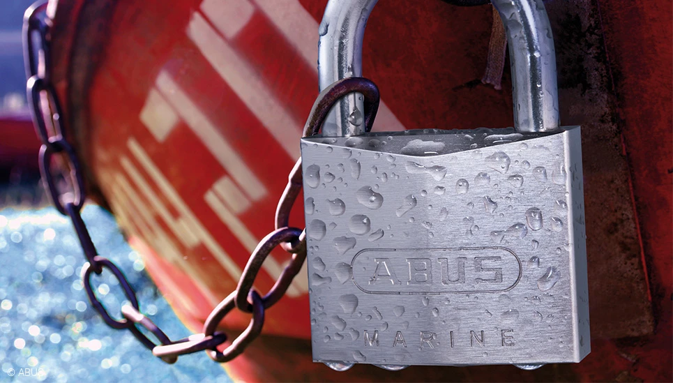Reliably rustproof - our marine locks © ABUS