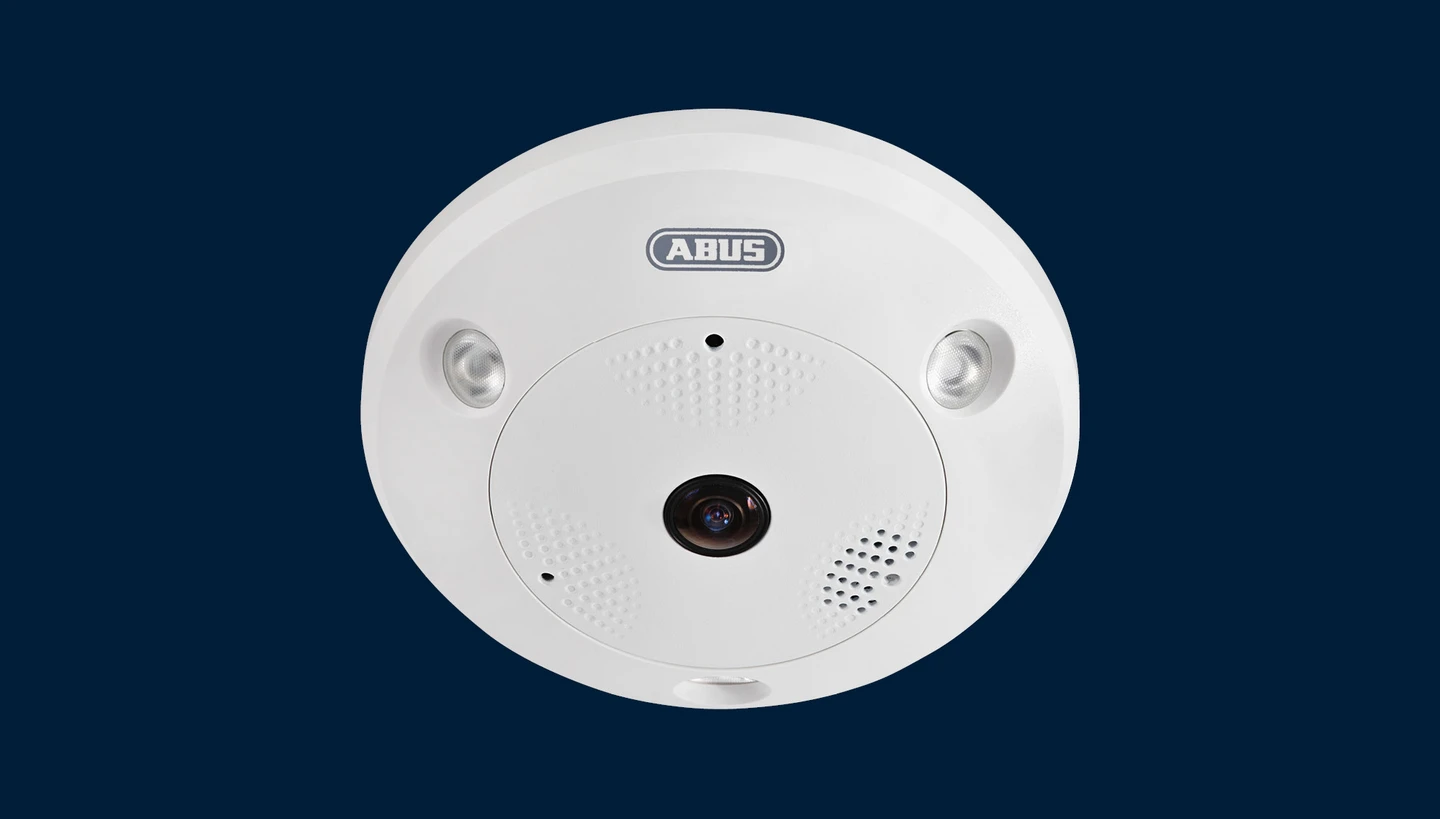 Überblick im Serverraum: 360°-Blick von oben