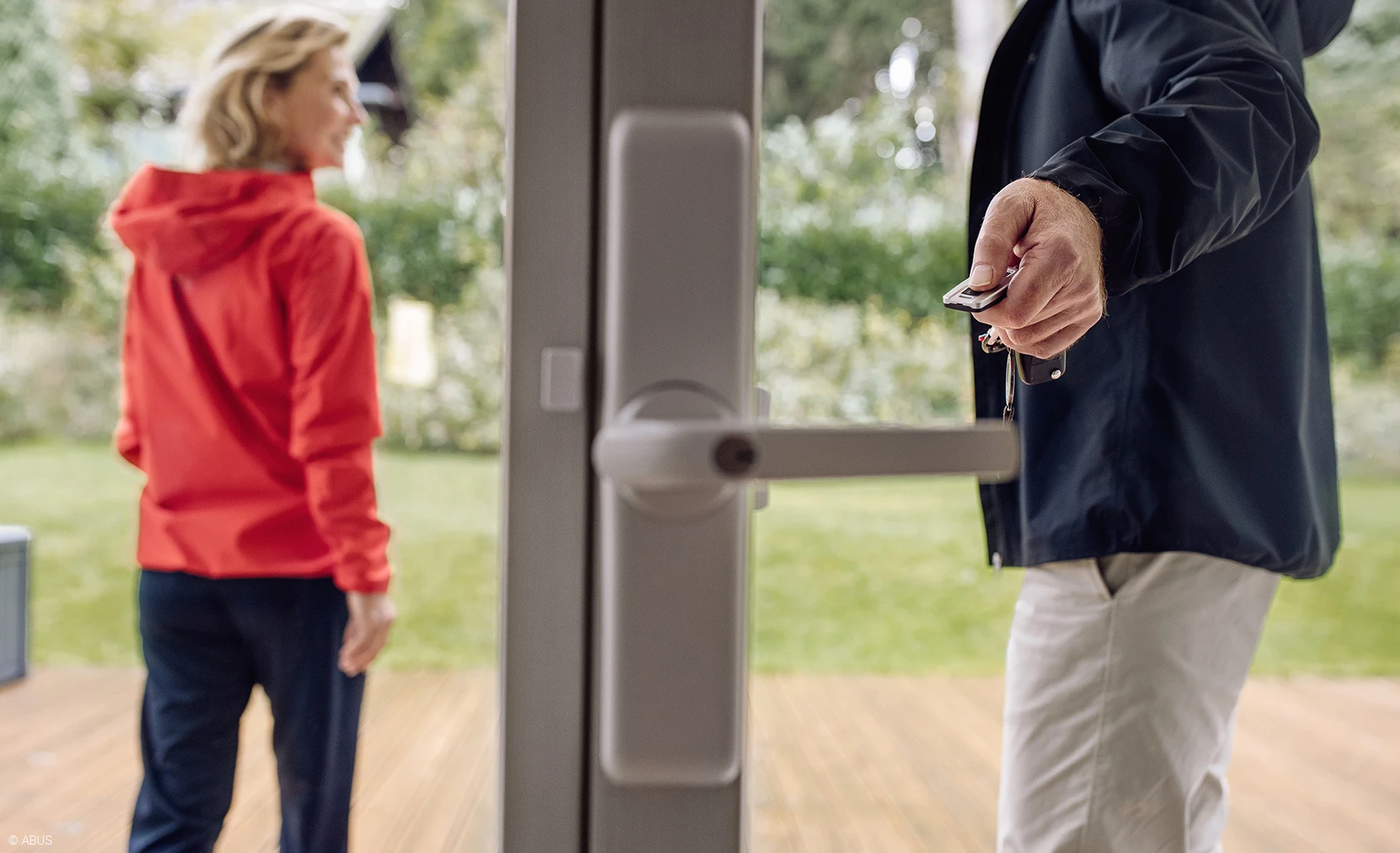 HomeTec Pro: In jeder Terrassentür steckt eine echte Tür © ABUS