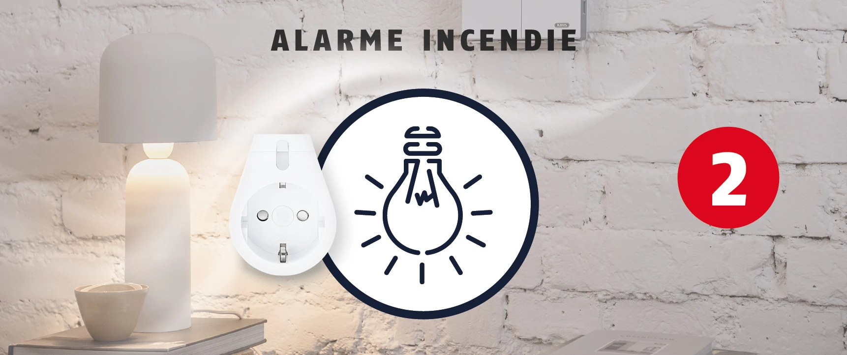 Toutes les lumières de la maison sont allumées