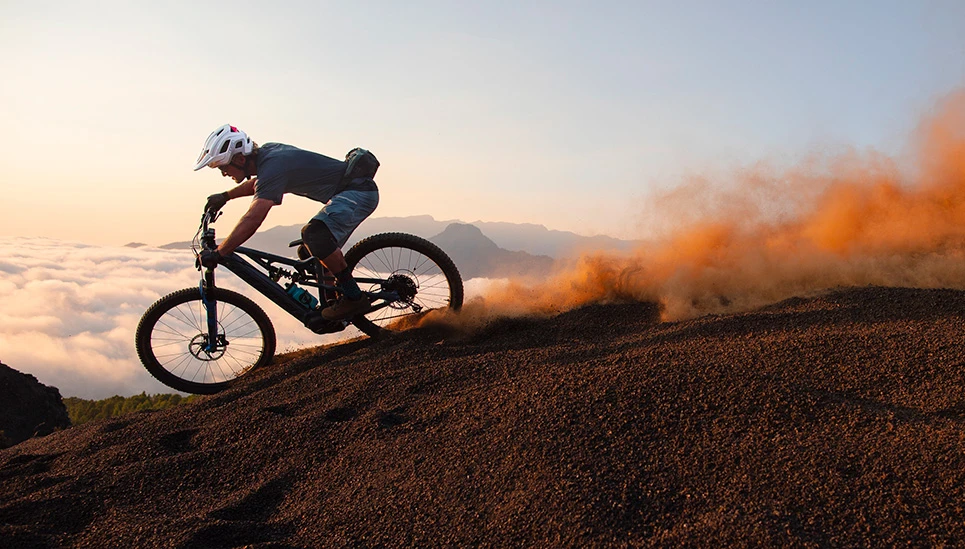 Richie Schley und der ABUS CliffHanger / © ABUS