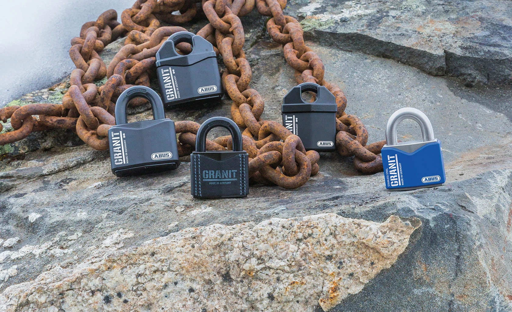 Immer eine sichere Sache – unsere Granit Vorhangschlösser © ABUS