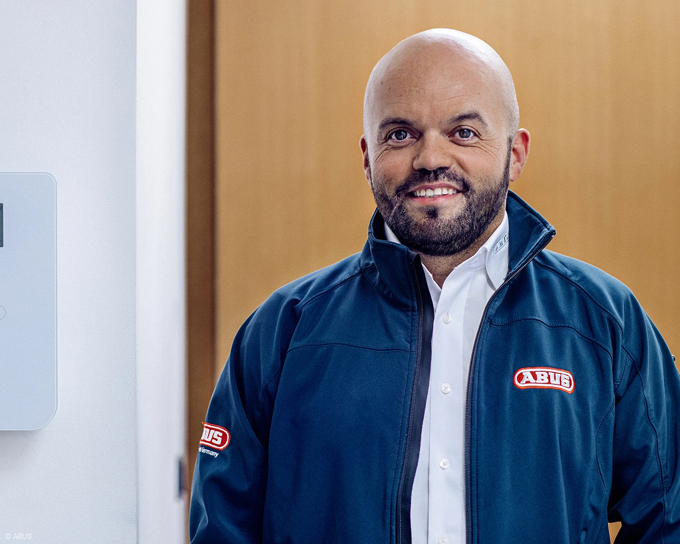 Finden Sie einen Fachhändler in Ihrer Nähe © ABUS