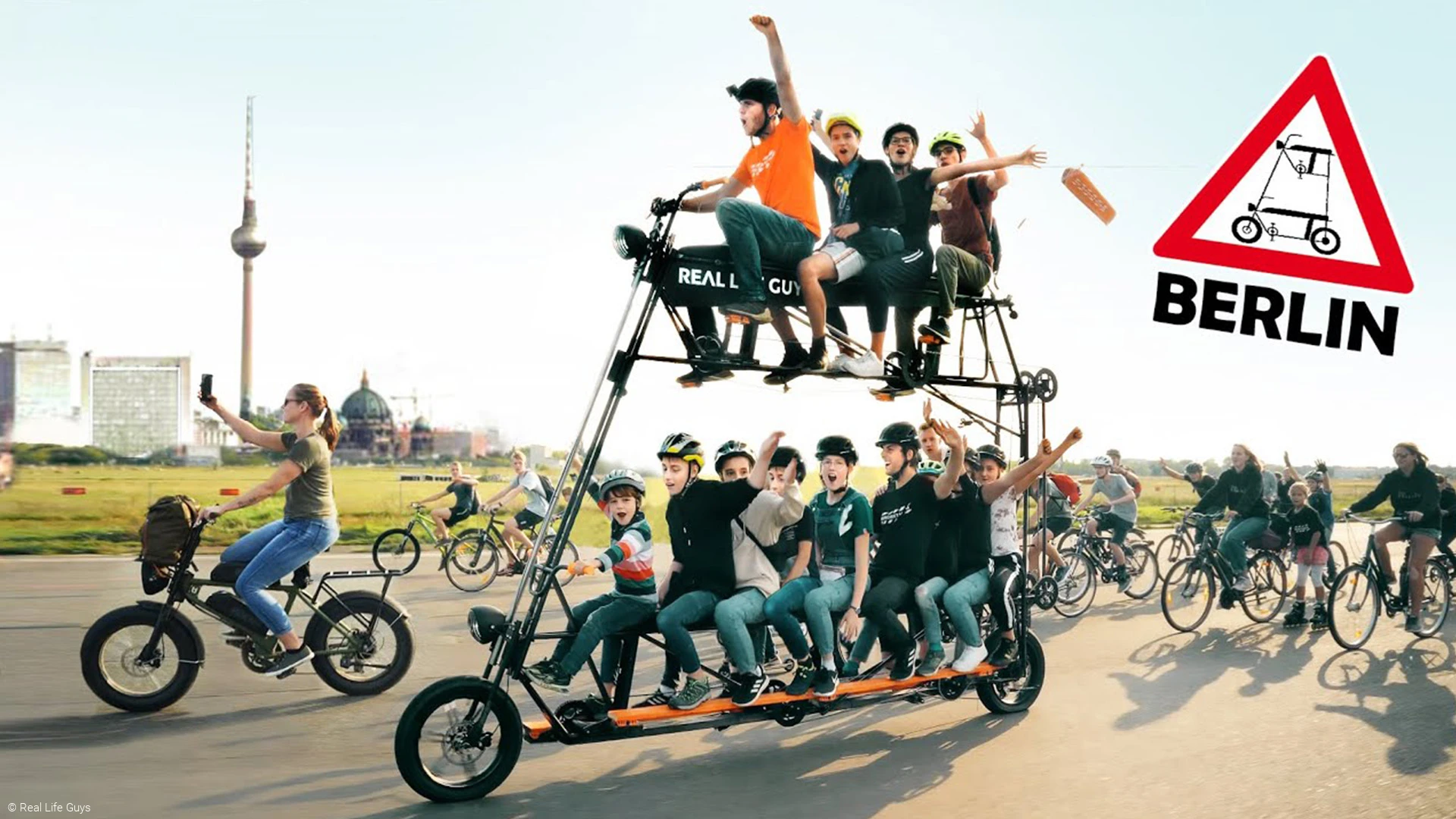 Sowas gibt's nur bei den Real Life Guys: ein zweistöckiges Fahrrad © Real Life Guys