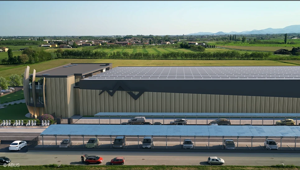 Nuova fabbrica di caschi © ABUS