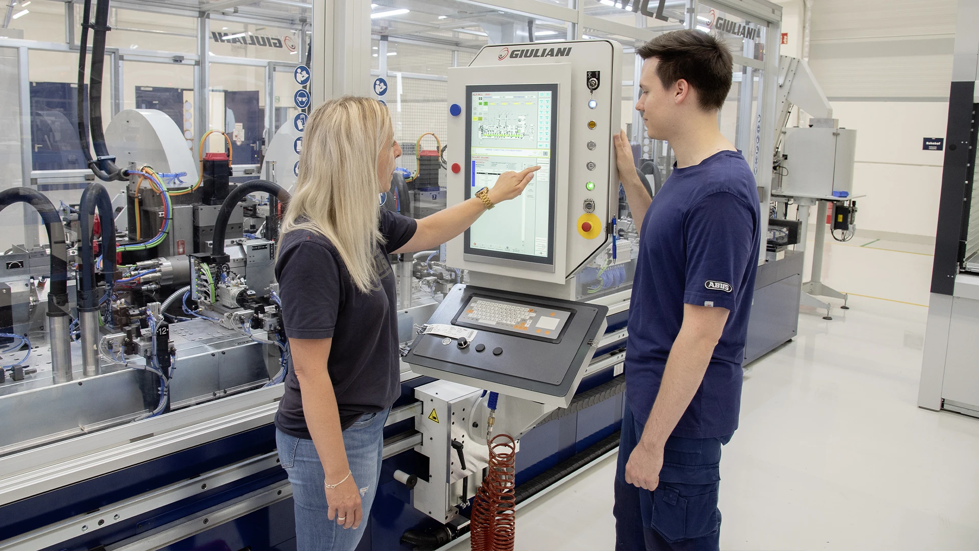 Digital Engineering bei ABUS © ABUS