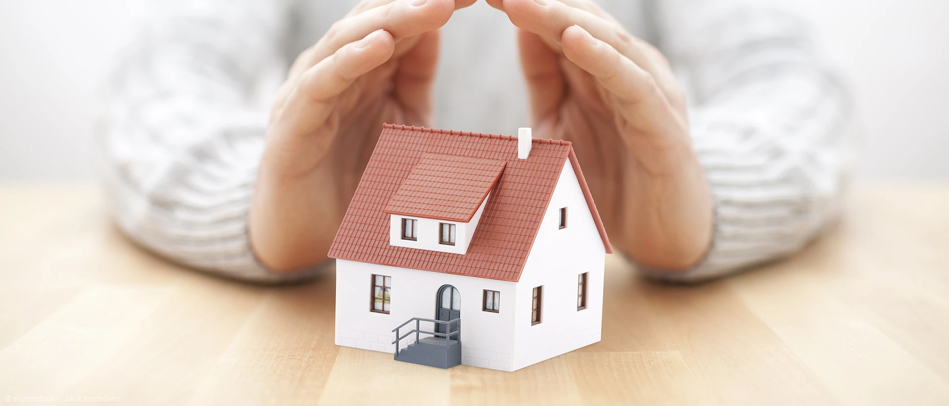 Richtig versichert? Versicherungsschutz gibt Sicherheit © shutterstock – Jakub Krechowicz