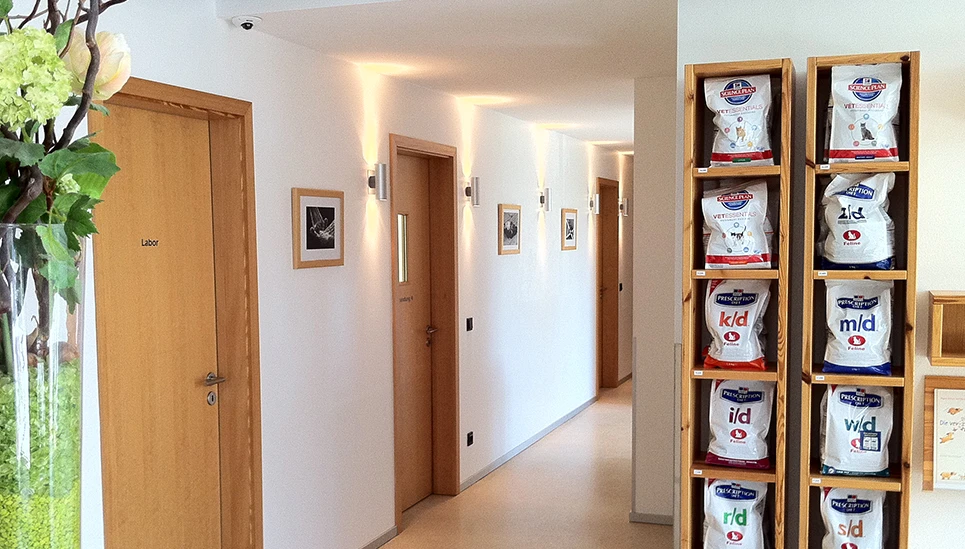 Tierklinik Oberhaching – Teaser © ABUS