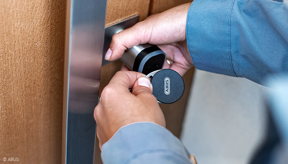 The wAppLoxx accessories extend reception, range and area of application © ABUS