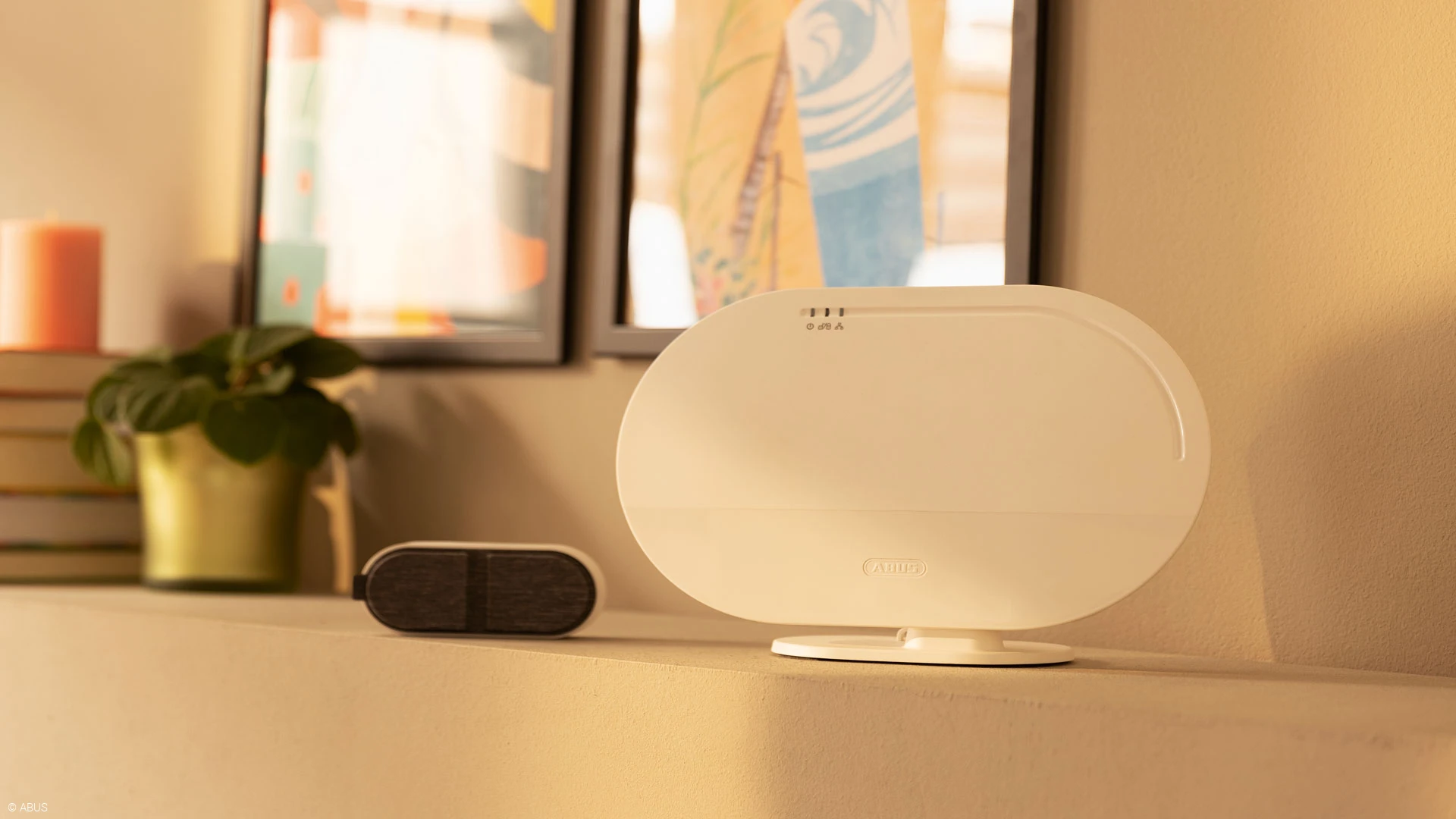 Il pannello di allarme Smartvest è il cuore del sistema wireless Smartvest © ABUS