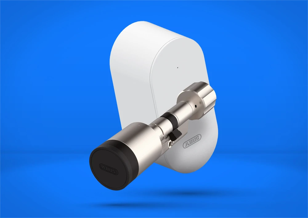 Cylindre de porte intelligent CYLOX One et BRIDGE One en blanc © ABUS