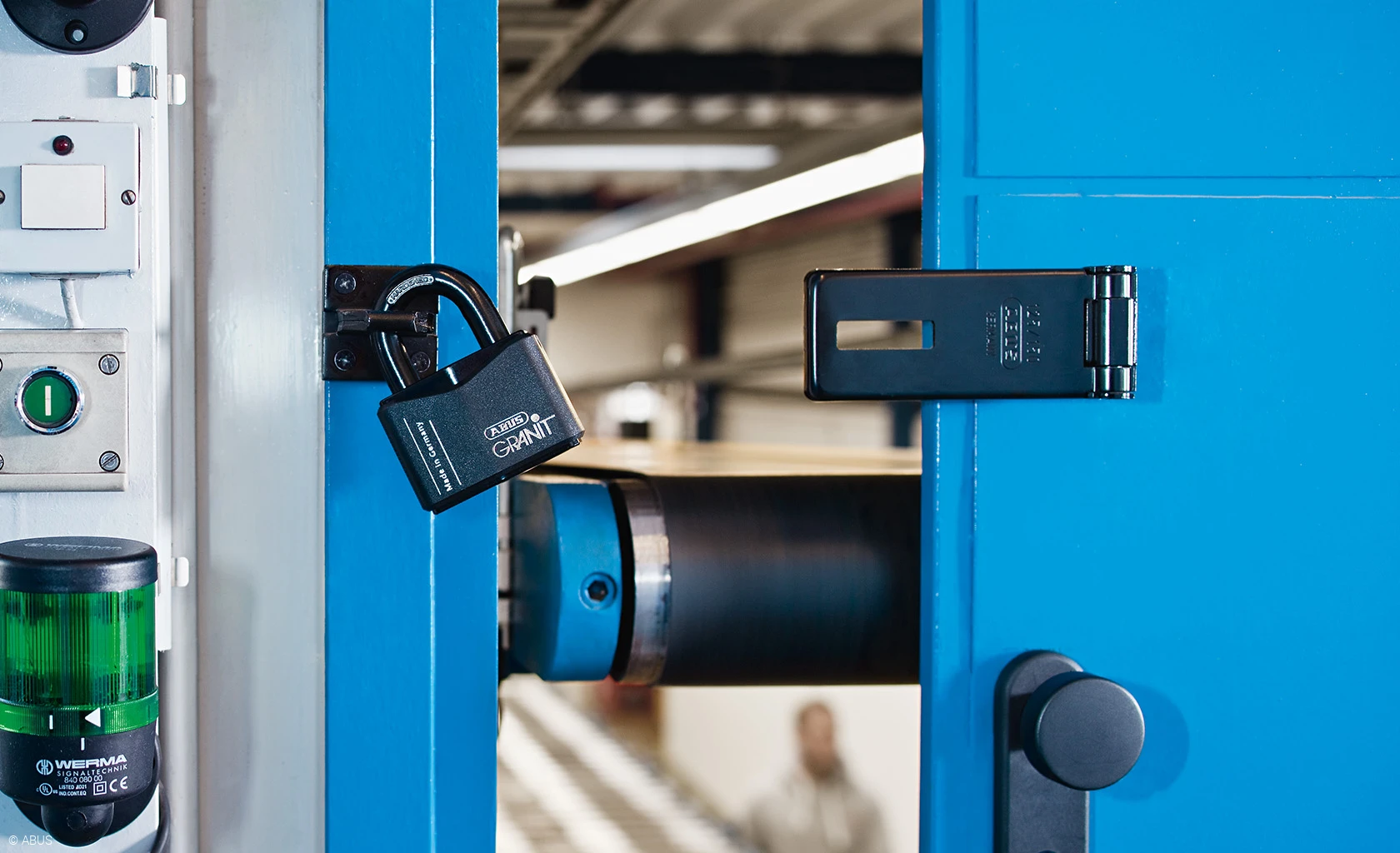 Our padlocks are highly tamper-proof and weatherproof © ABUS