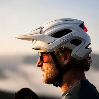 Athlet Richie Schley © ABUS