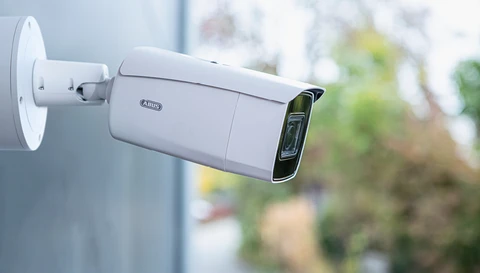 Außenkamera im Einsatz - Netzwerktechnik von ABUS © ABUS