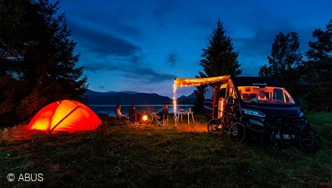 Vi har samlet noen nyttige tips og pakkelister til ditt neste friluftseventyr © ABUS
