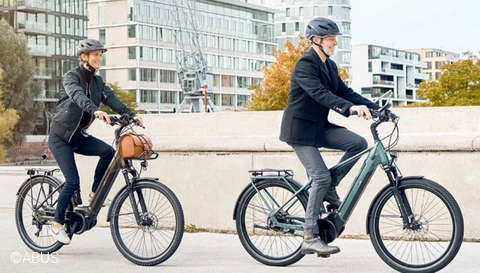 1. E-Bike mit Batteriefachschloss