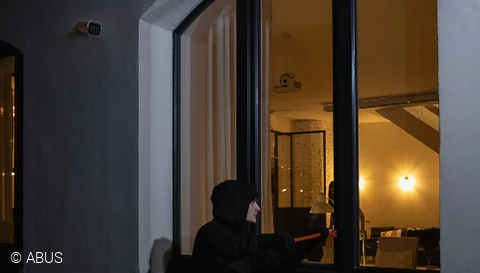 Immer alles im Blick mit den Überwachungskameras der ABUS Professional Line. © ABUS