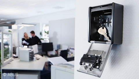 Key handover made easy - with the KeyGarage © ABUS