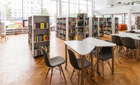 Vista de una biblioteca pública: TECTIQ permite asignar derechos de acceso individuales.
