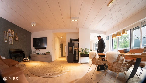 Der 120 Grad-Winkel erfasst den ganzen Raum. @ ABUS