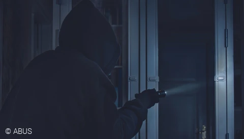7 gode råd til at undgå indbrud i hjemmet © ABUS