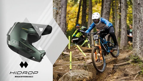 Max Hartenstern et le HiDrop ABUS lors d'une course de descente ©ABUS/Boris Beyer