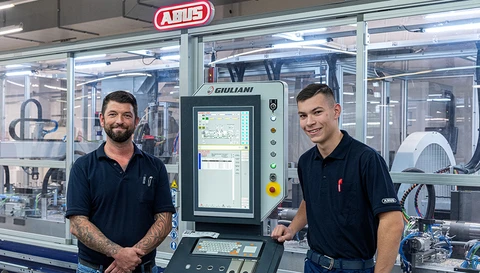 Mechatroniker bei ABUS © ABUS