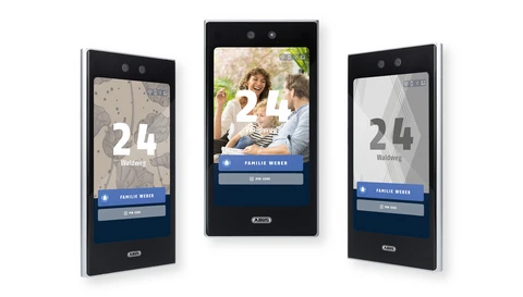 Gestalten Sie das Klingeldisplay individuell - an der Verständlichkeit für Ihre Gäste ändert das nichts. © ABUS