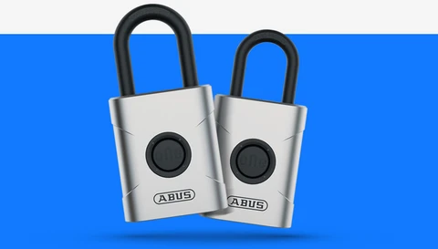 Smartes Vorhängeschloss EVEROX One in zwei verschiedenen Größen © ABUS