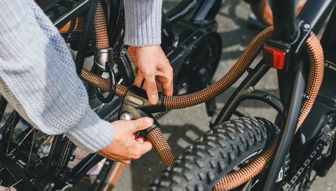 Kettenschloss Infinity Loop 1806 © ABUS