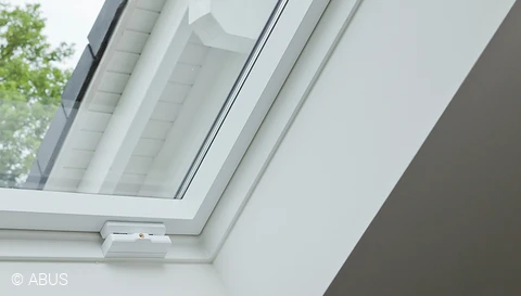 Beveilig uw dakraam tegen onbevoegde klimmers © ABUS