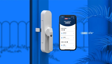 Intelligent et sûr : WINTECTO One transforme votre porte-fenêtre en une seconde entrée © ABUS