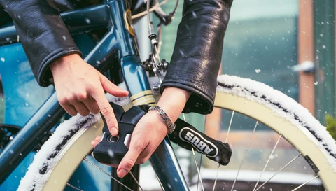 Julklappen till dem som älskar teknologi och säkerhet © ABUS