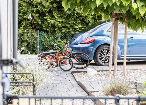 Alle Winkel im Blick mit der ABUS WLAN Außen Kamera © ABUS