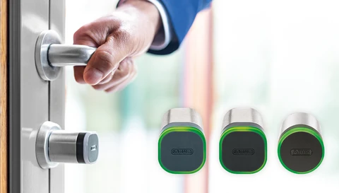 Die in Farbe und Form verschiedenen Ausführungen der Außenkappe der TECTIQ-Zylinder