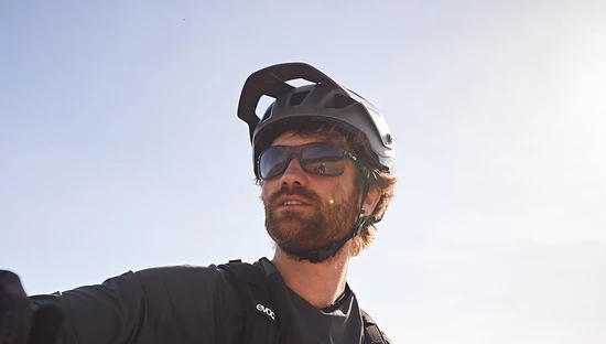 Max Schumann med MoDrop hjelm ©ABUS