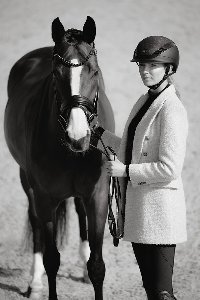 Reithelm AirLuxe Supreme Glam von ABUS Pikeur. ©ABUS