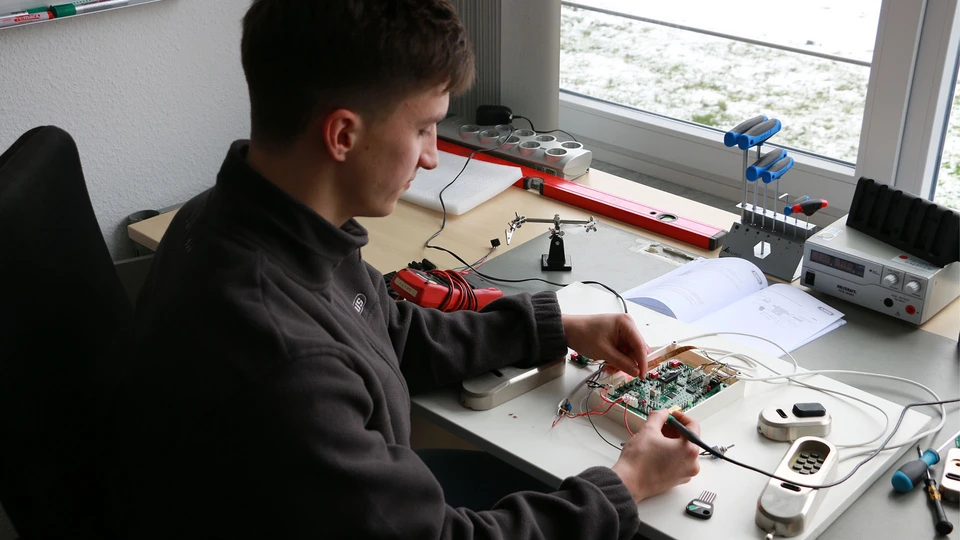 Ausbildungen bei ASC © ABUS