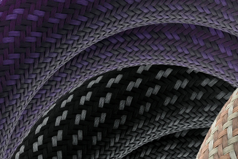 Close-up of the woven textile cover of the YARNIT chain lock © ABUS