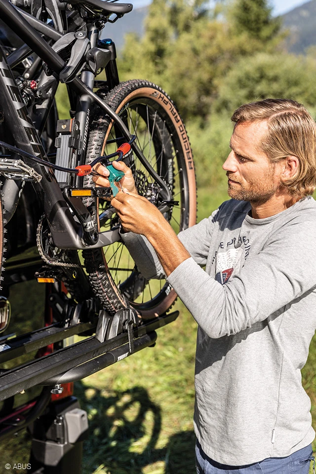 Taking the bikes with you? Protect them against theft with our Cobra loop cable. © ABUS