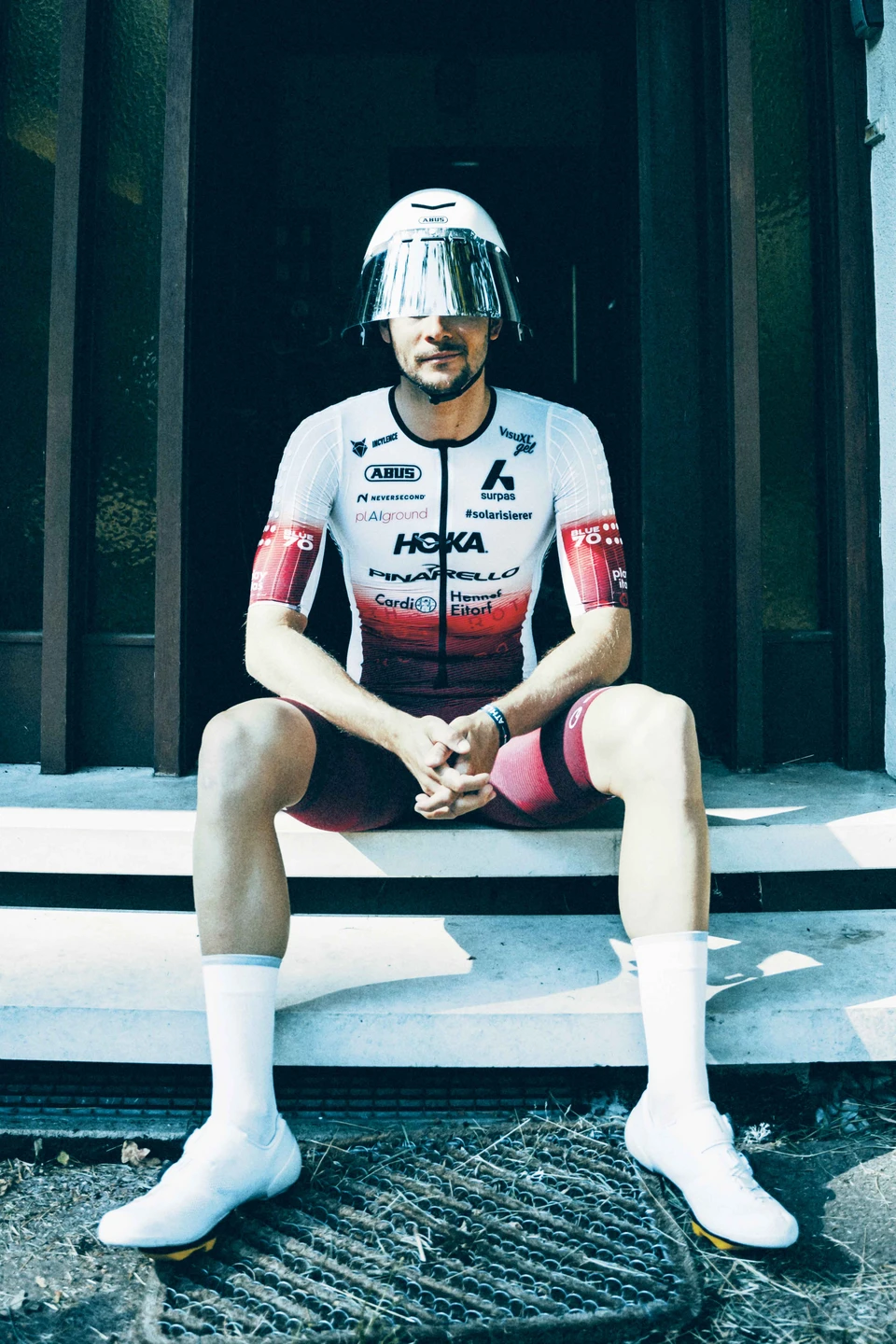 Jan Stratmann med den nya ABUS TT-hjälmen © Tom Kieslich
